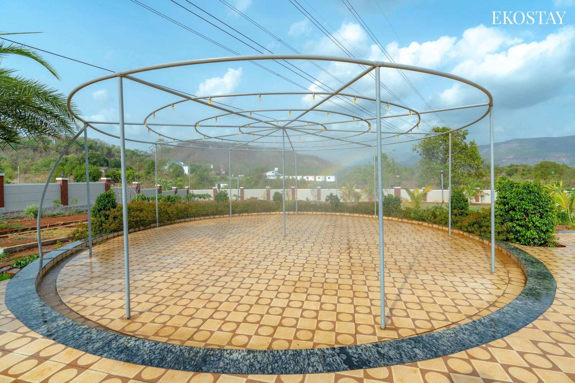 Ekostay Gold Palm Estate I Cricket Turf I Rain Dance I 2 Acre Property Karjat Exteriér fotografie
